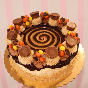 Peanut Butter Cup Cheesecake